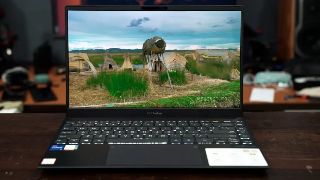 ASUS ZenBook 13 OLED UX325