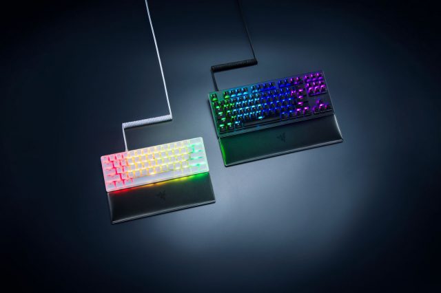 Razer Keyboard Accessories Set Featured