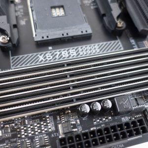 GIGABYTE X570S AORUS MASTER 11