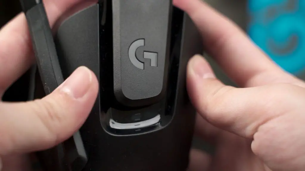 Logitech G335