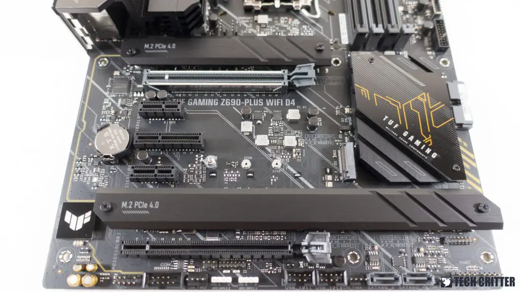 ASUS TUF Gaming Z690-PLUS WIFI D4 Unboxing & First Look