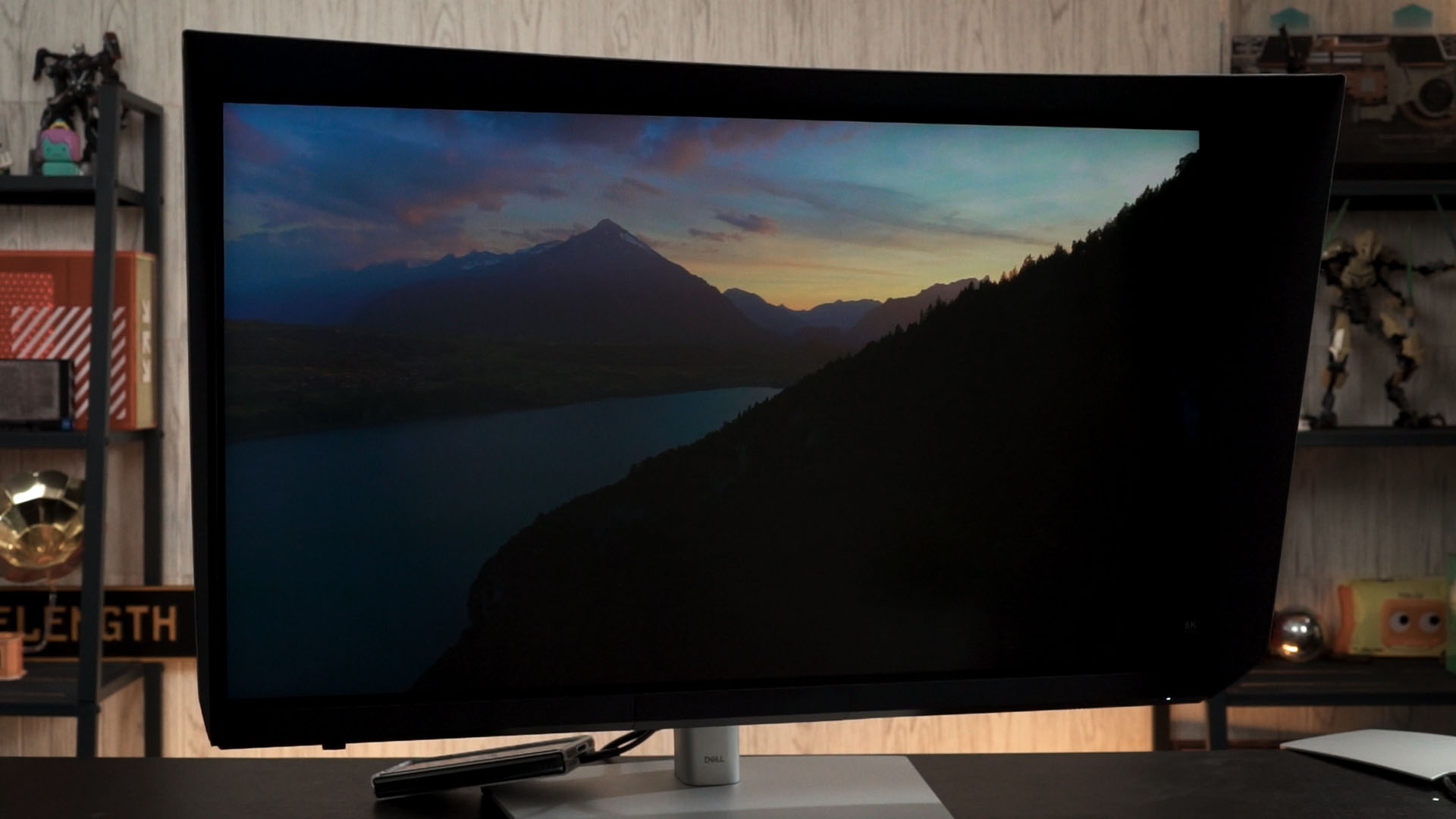 Overview - Dell UltraSharp PremiereColor UP3221Q monitor