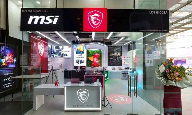 MSI Concept Store Low Yat 1