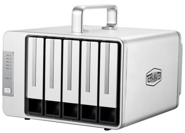 TerraMaster D5 Thunderbolt 3