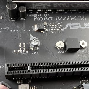 ASUS ProArt B660 Creator D4 11