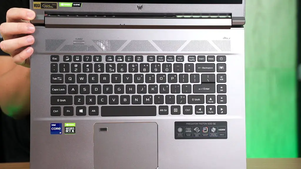 Acer Predator Trion 500 SE 00023