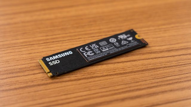 Samsung 980 Pro SSD 00010