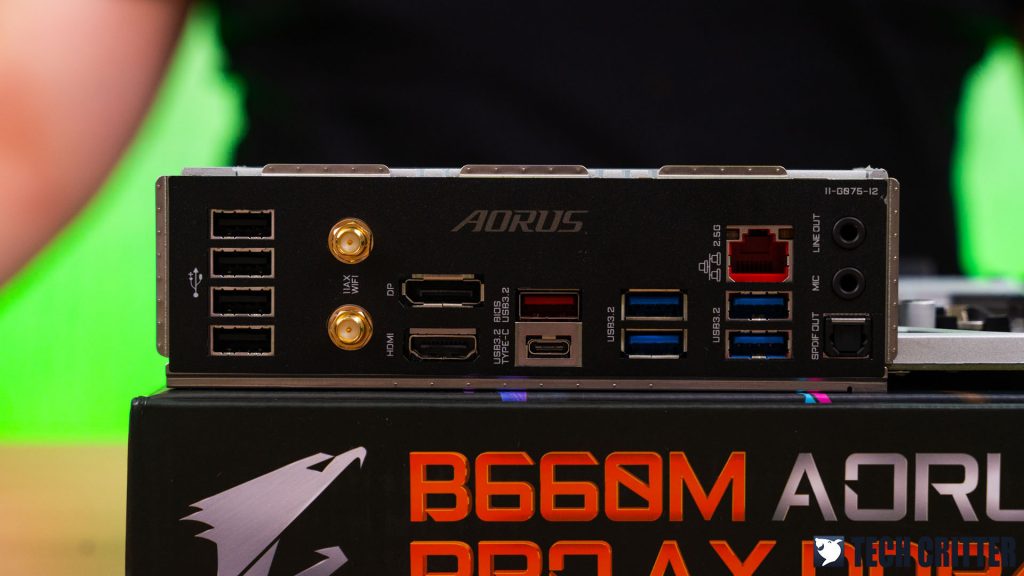 AORUS B660M AORUS PRO AX DDR4 15