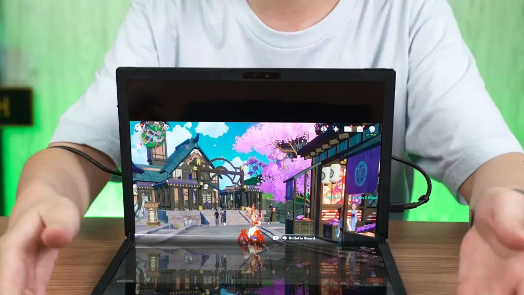 How is it like to actually use the ASUS Zenbook 17 Fold OLED UX9702