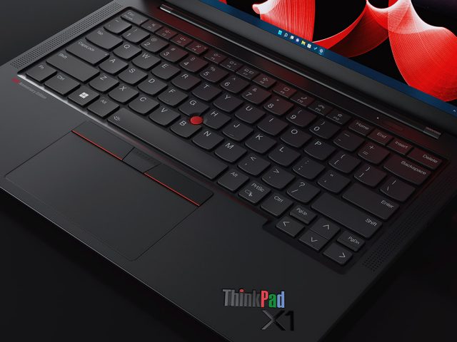 Lenovo ThinkPad X1 Carbon 30th Anniversary Edition 1