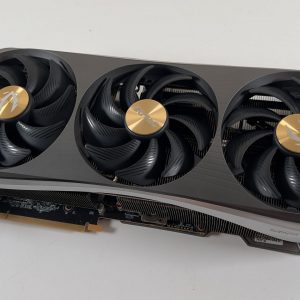 ZOTAC RTX 4090 AMP एक्सट्रीम एयरो 8