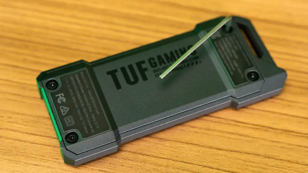 ASUS TUF Gaming A1 SSD Enclosure 4