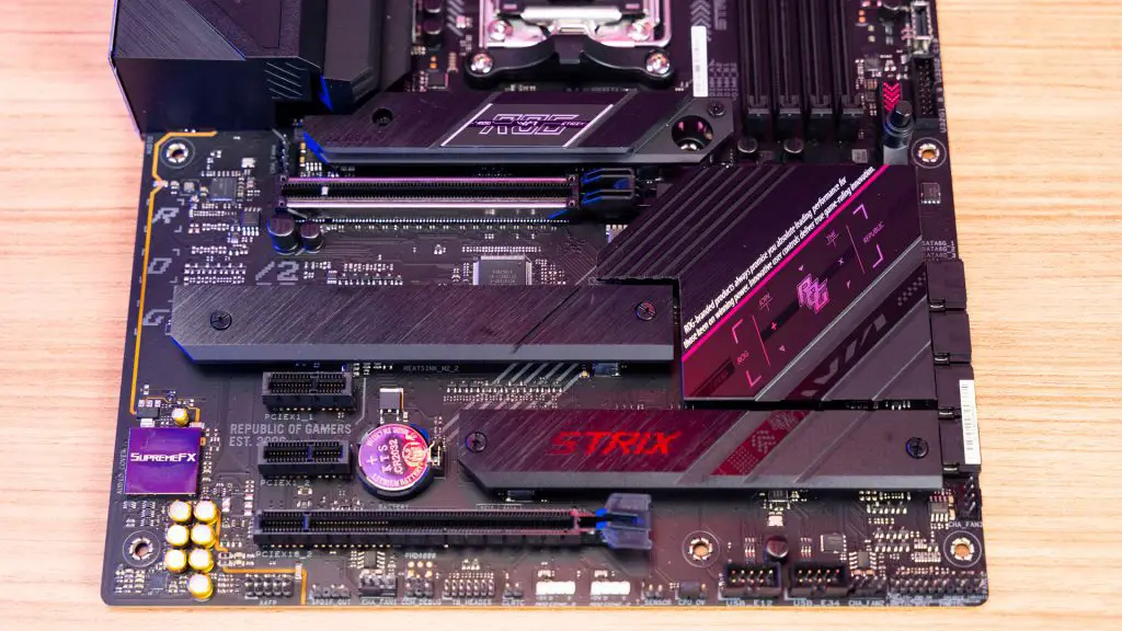 ASUS ROG Strix B650EF Gaming WiFi overview