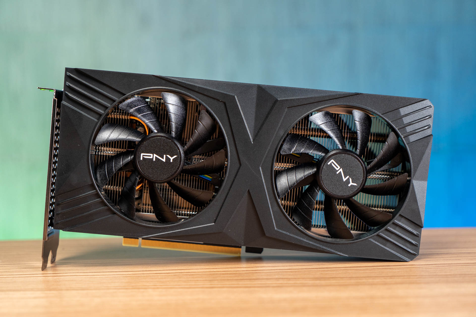 PNY GeForce RTX™ 4070 Ti SUPER 16GB VERTO™ Overclocked Triple Fan DLSS 3