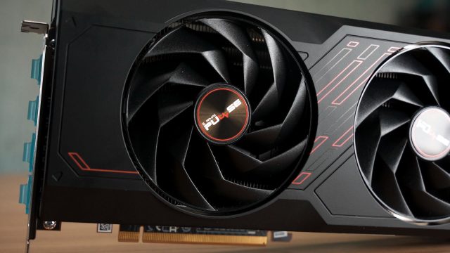 Sapphire Pulse AMD Radeon RX 7700 XT review 2