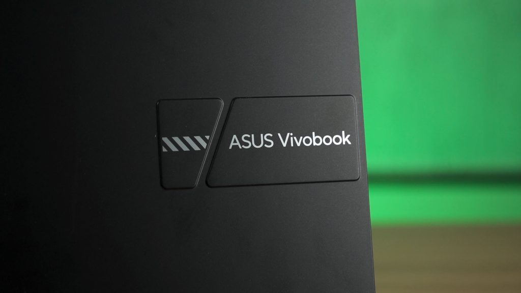 ASUS Vivobook 16 M1605