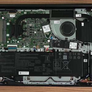 ASUS Vivobook 16 M1605