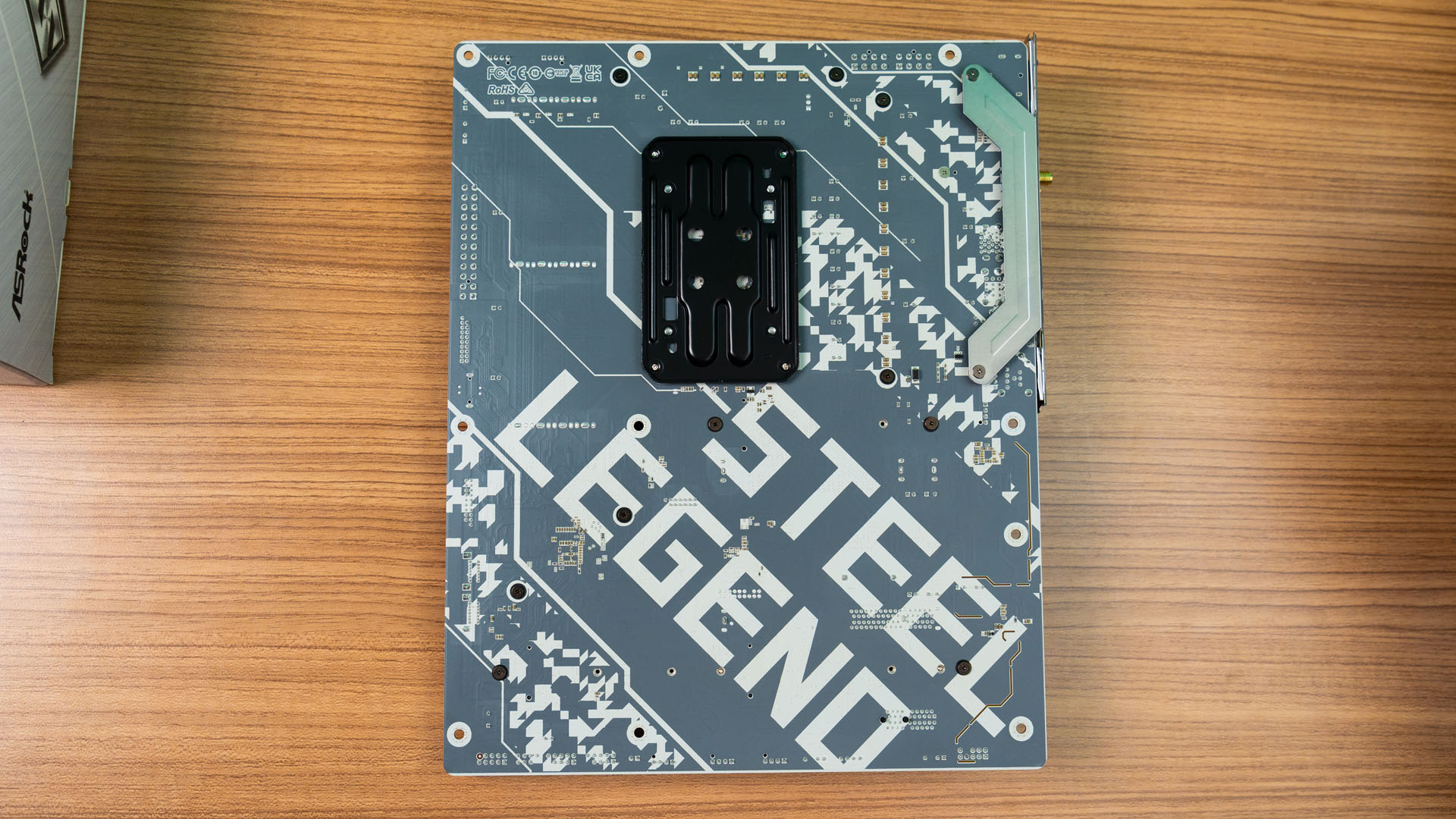 ASRock B650 Steel Legend WiFi 18