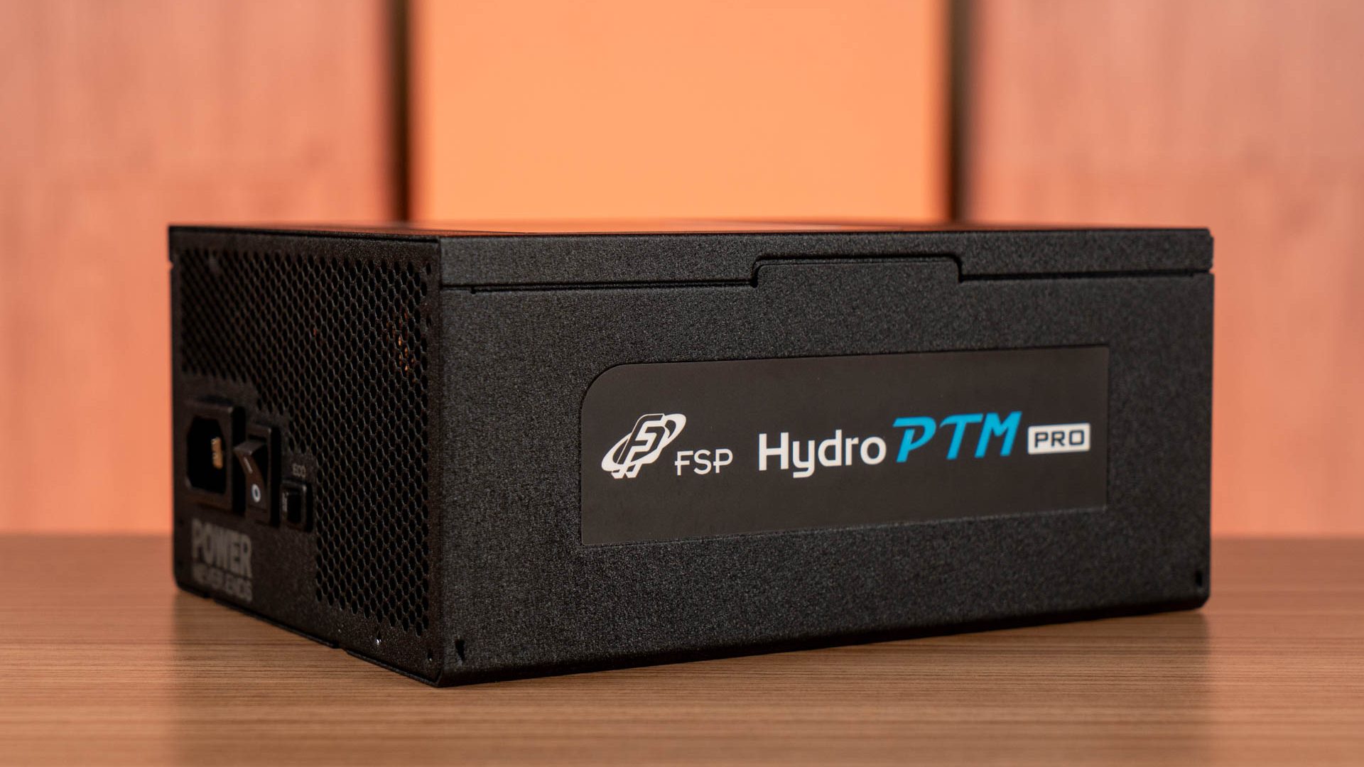 FSP Hydro PTM Pro 1200W 08