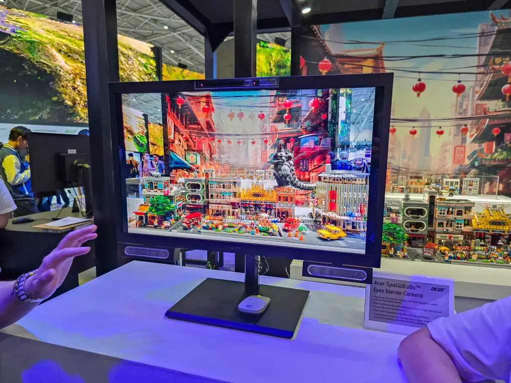 Acer Glassless 3D Displays, AI-Powered Productivity, and Monstrous Monitors 4
