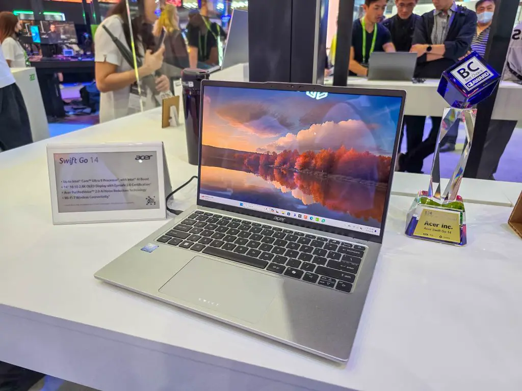 Acer Glassless 3D Displays, AI-Powered Productivity, and Monstrous Monitors 12