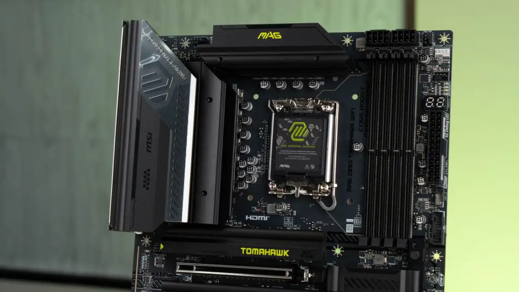 MSI MAG Z890 Tomahawk WIFI 08