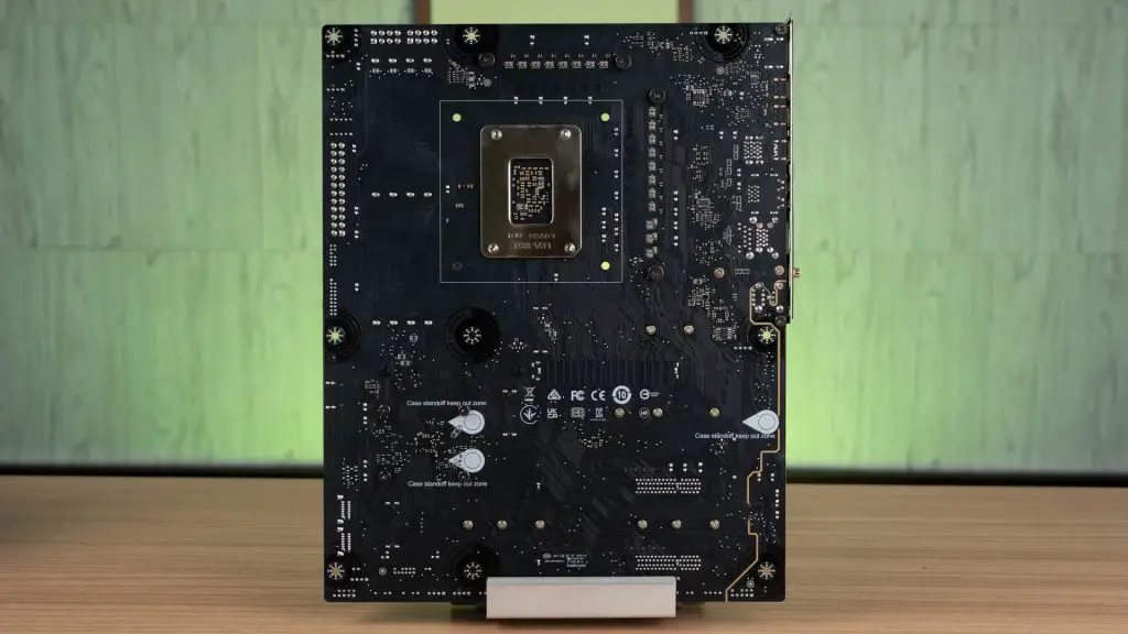 MSI MAG Z890 TOMAHAWK不良品 MSI MAG Z890 TOMAHAWK WIFI Unboxing & First Look