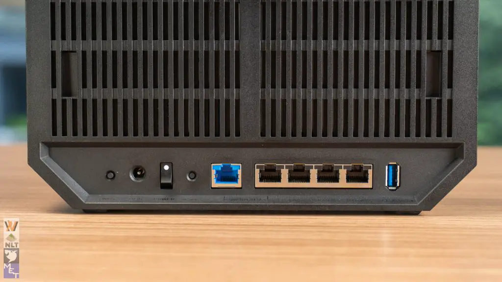 ASUS RT BE92U 03