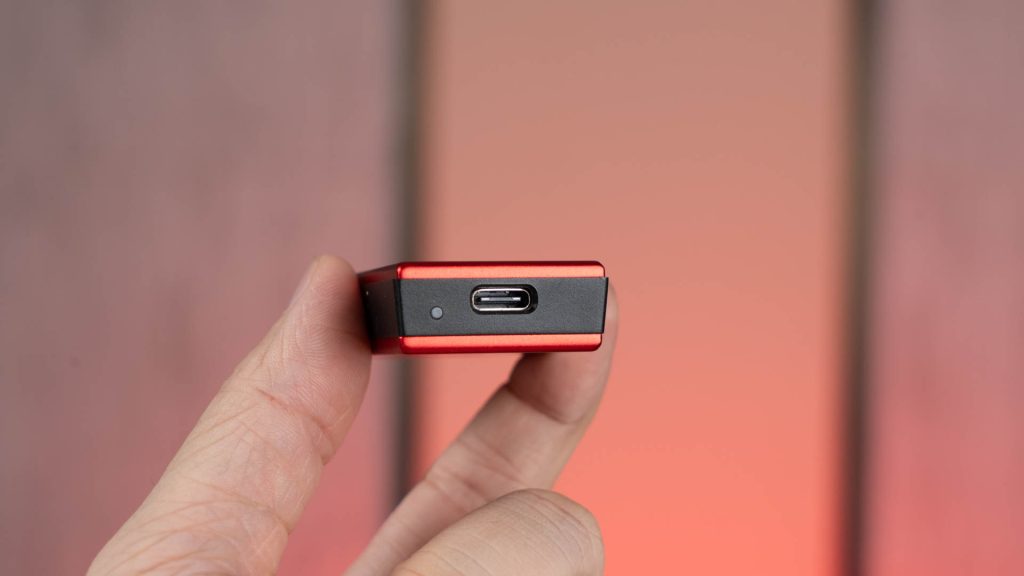Kingston XS1000R 2TB 04