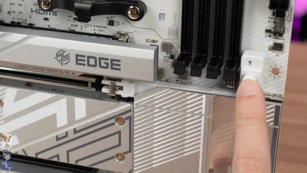 MSI MAG B850 EDGE Ti WiFi 08