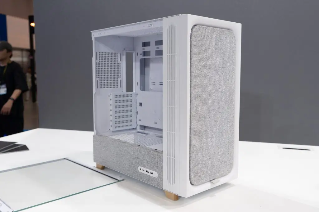 COMPUTEX 2025 TRYX 17