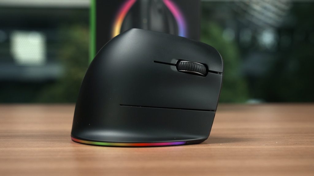 Razer Pro Click V2 Vertical Edition mouse review 12