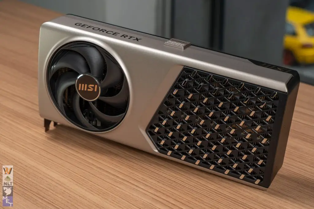 MSI GeForce RTX 5080 EXPERT 03