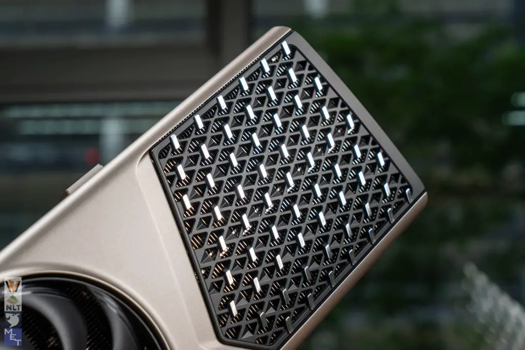 MSI GeForce RTX 5080 EXPERT 10