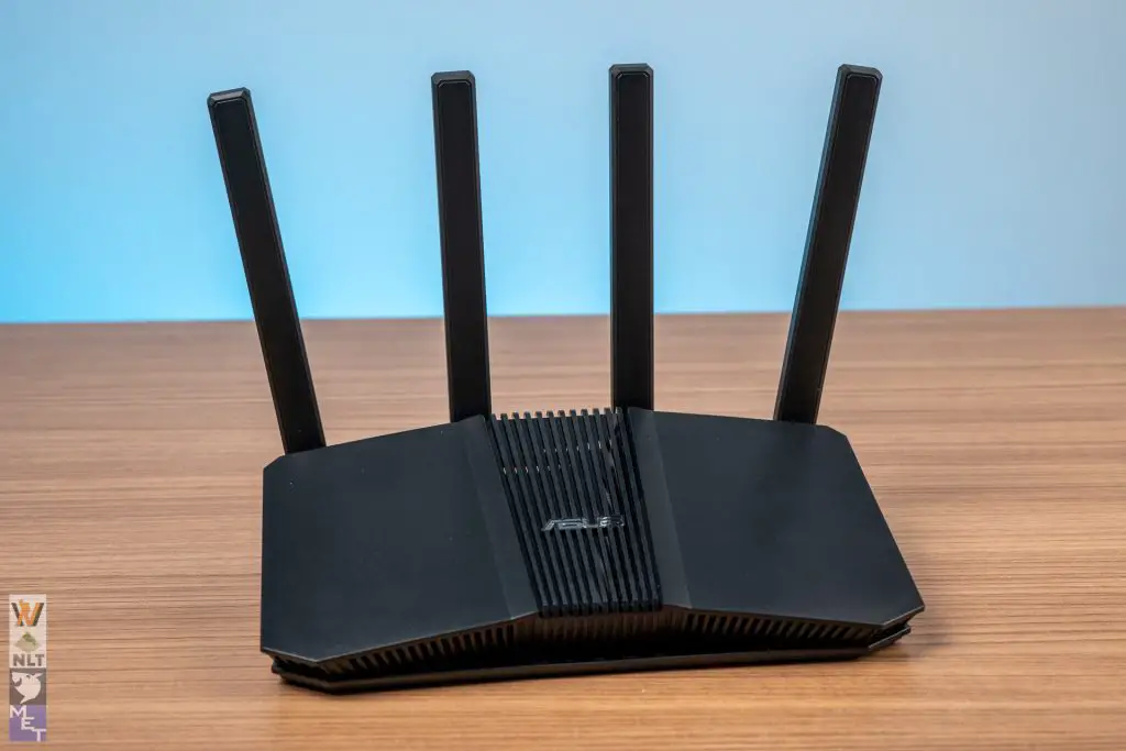 ASUS RT BE82U 03