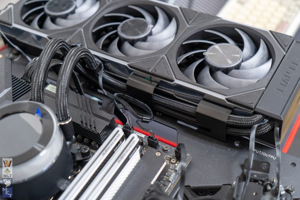 LIAN LI Hydroshift II LCD C 360 03