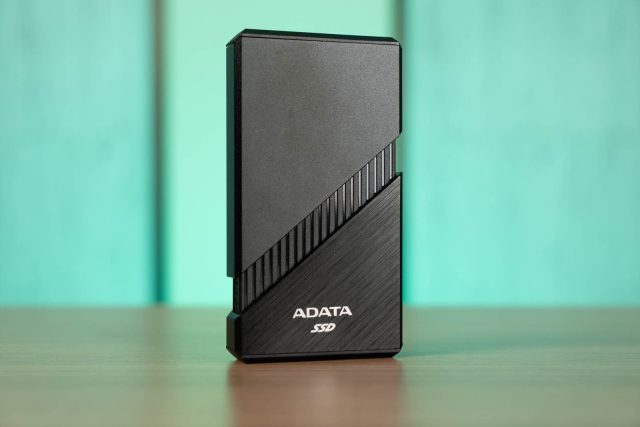 ADATA SE920 08