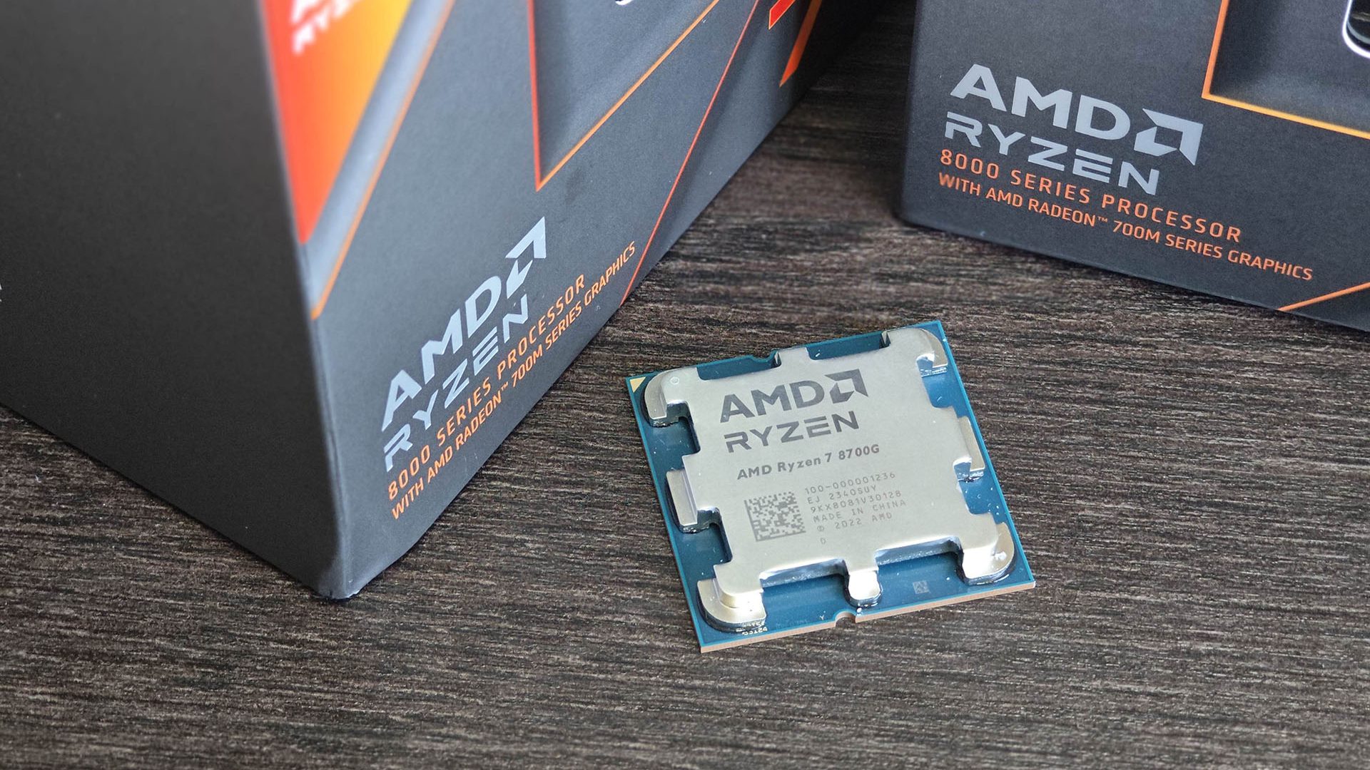 AMD Ryzen 7 8700G