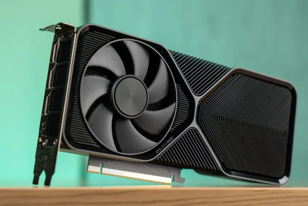 NVIDIA GeForce RTX 4070 SUPER FE 09