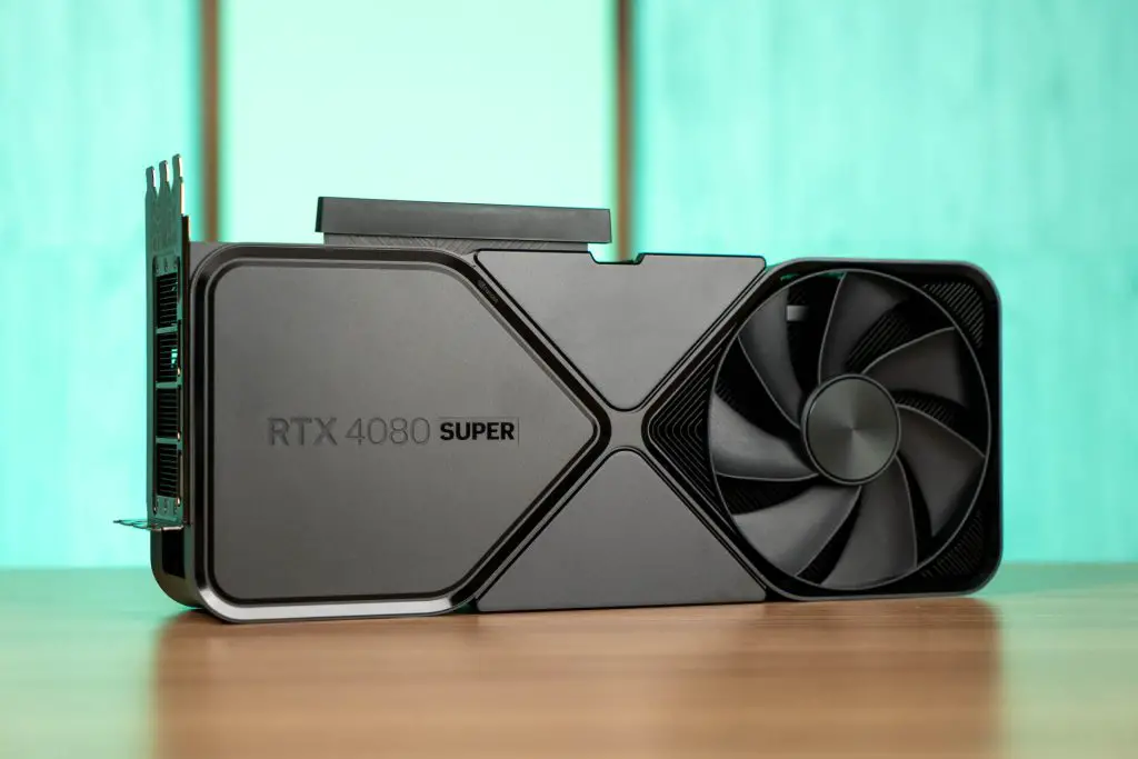 NVIDIA GeForce RTX 4080 SUPER FE 04