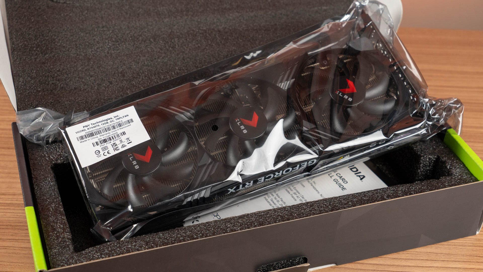 PNY GeForce RTX 4070 SUPER 03