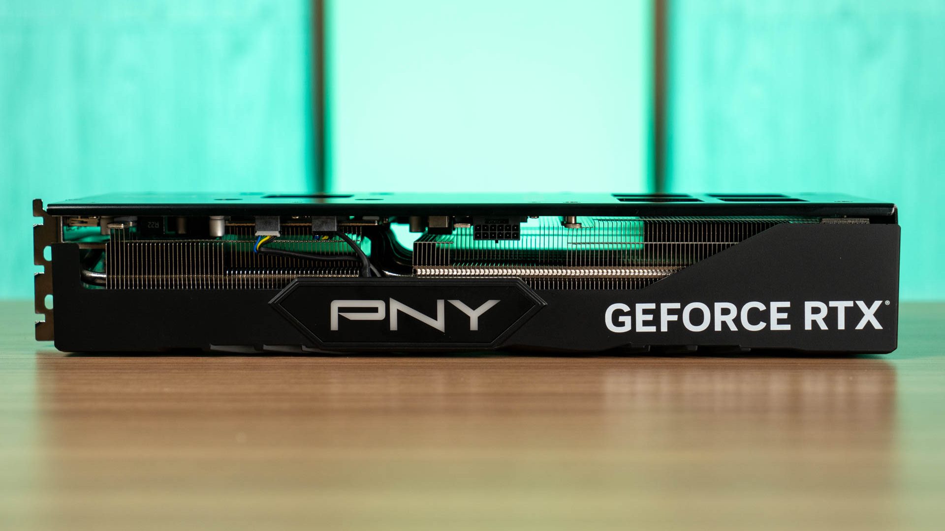 PNY GeForce RTX 4080 SUPER OC 03