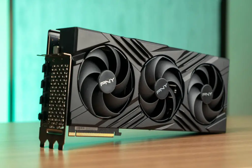 PNY GeForce RTX 4080 16GB VERTO Triple Fan