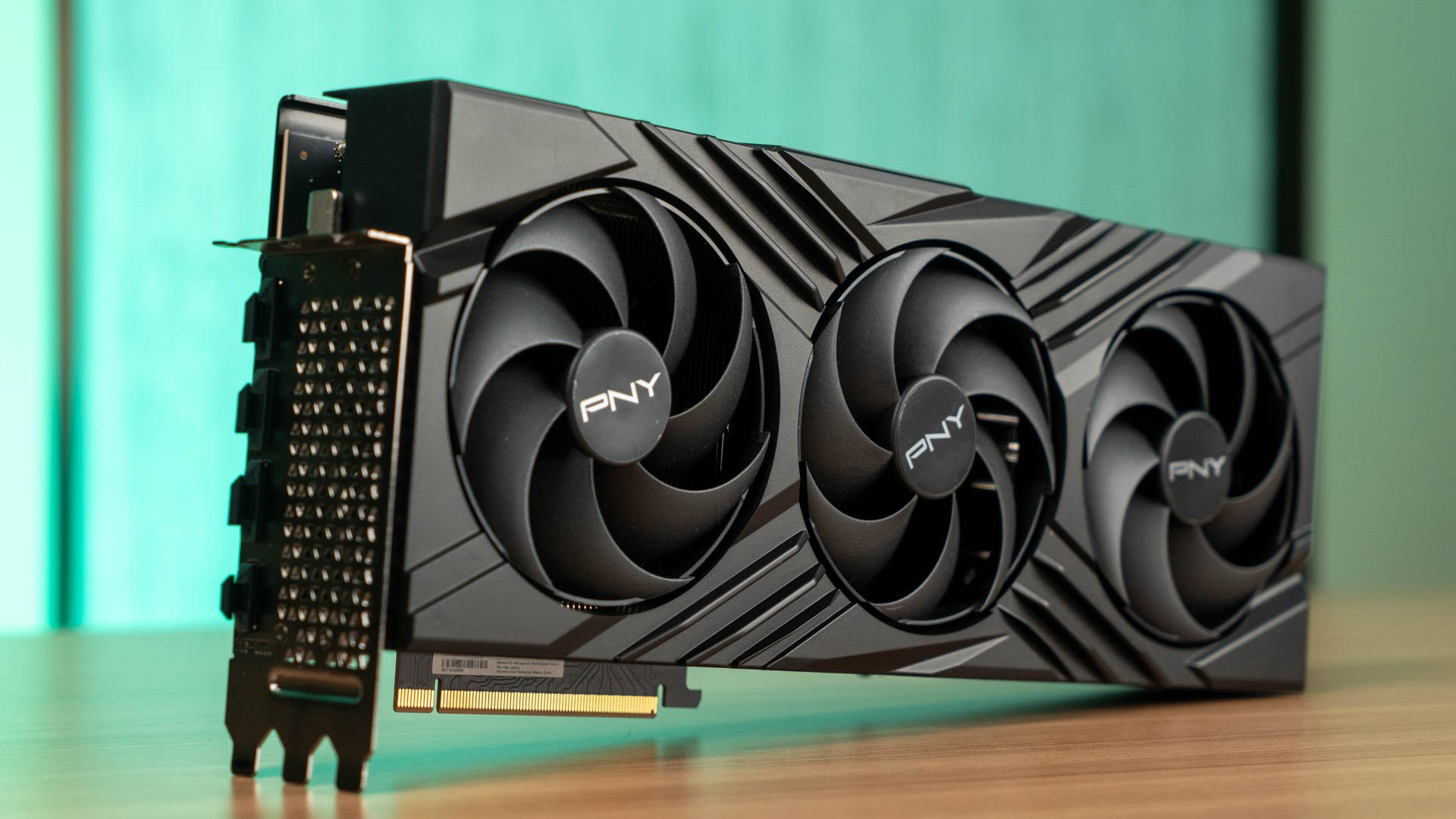 PNY GeForce RTX 4080 SUPER OC 07