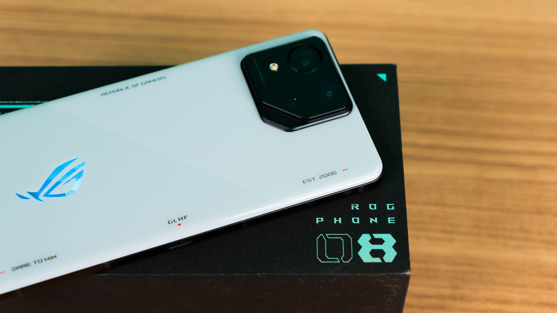 review-rog-phone-8-lots-of-changes