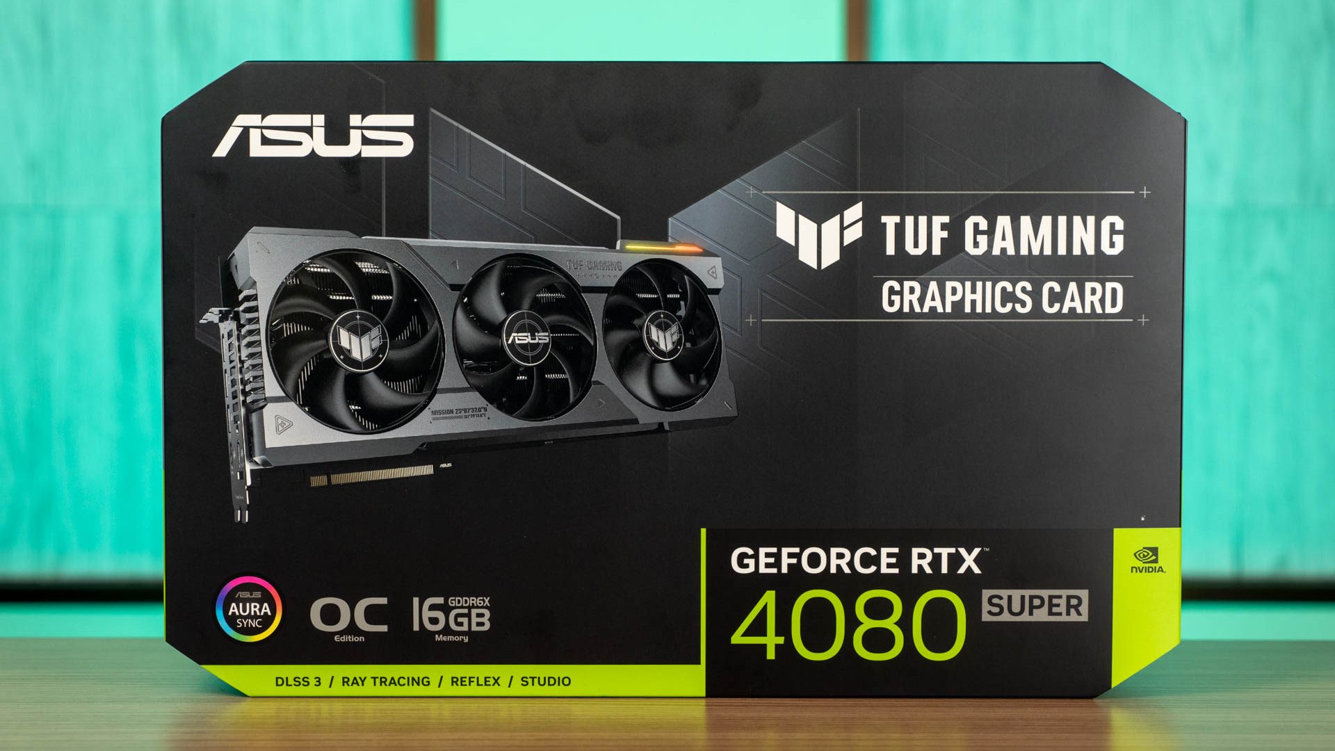 TUF Gaming GeForce RTX 4080 SUPER 01